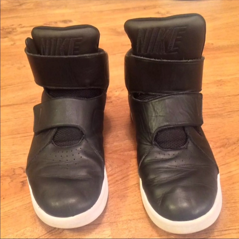 Size 9 (Men’s) Nike Marxman Hightop Sneakers